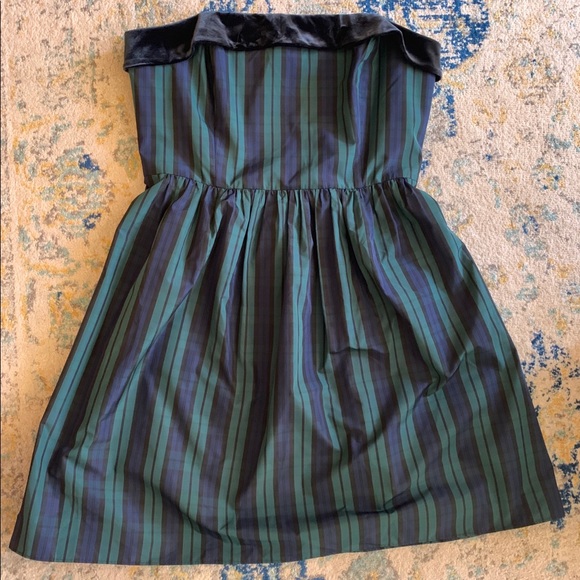 Vineyard Vines Dresses & Skirts - Vineyard Vines Blackwatch Plaid Strapless Dress 12